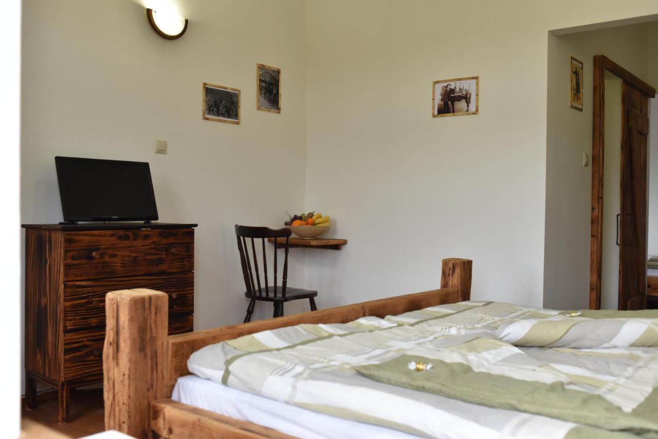 Tordas Western House Bed & Breakfast Exterior foto